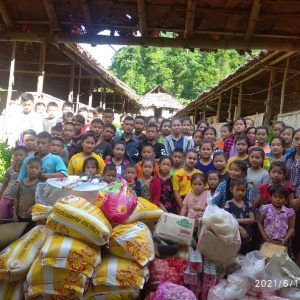 Aid recipients in Myanmar
